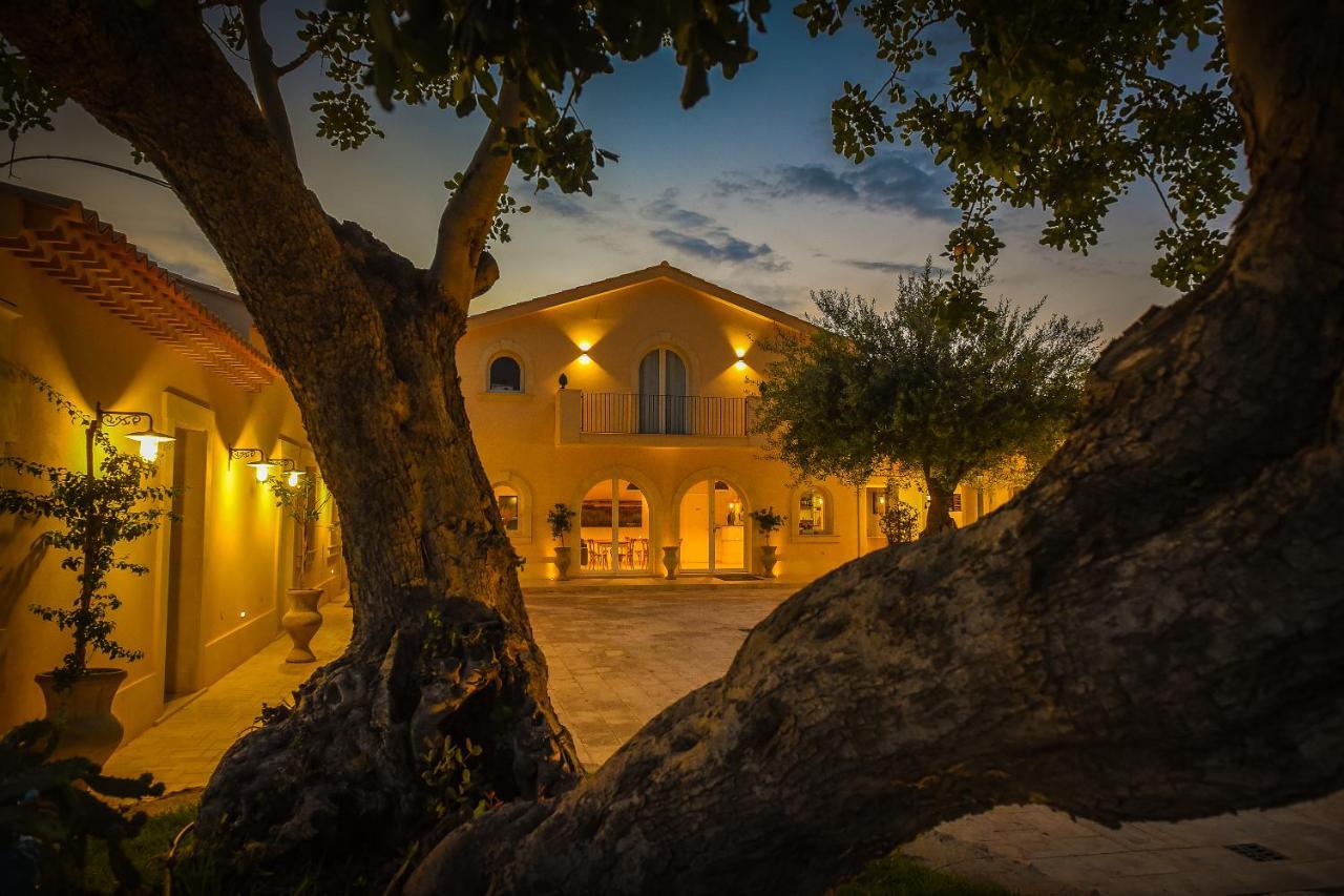 Baglio Genovesi Acomodação com café da manhã Noto Exterior foto