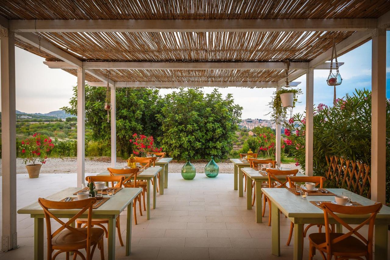 Baglio Genovesi Acomodação com café da manhã Noto Exterior foto